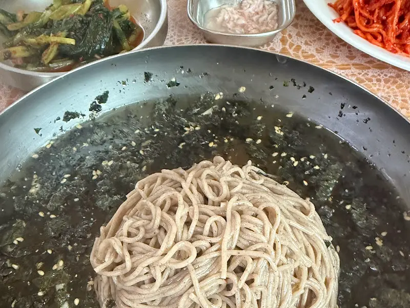 정갈한 막국수 한 상