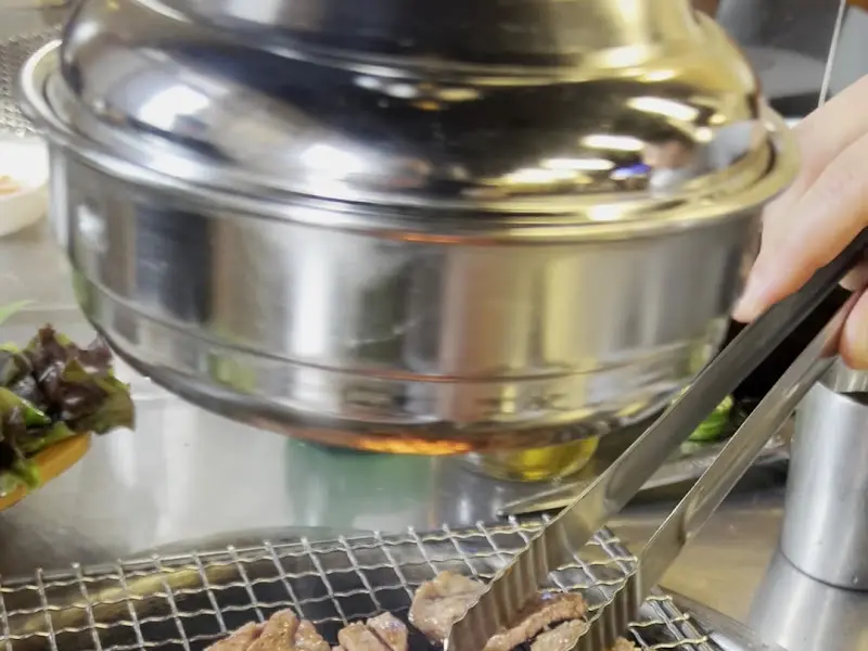 안창살을 굽는 모습