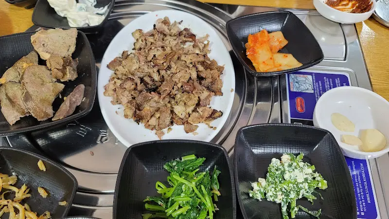 석쇠불고기 정식 한상차림