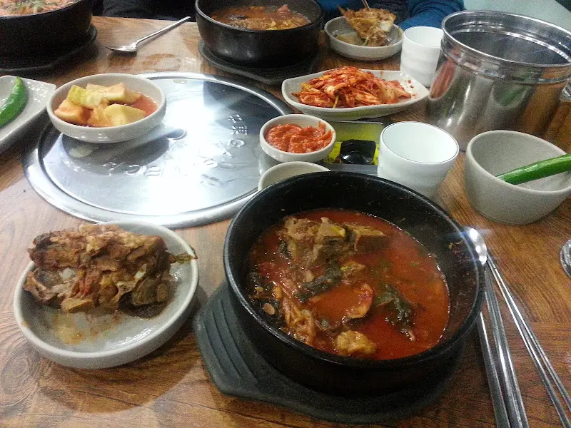 뜨끈하고 얼큰한 국물 요리