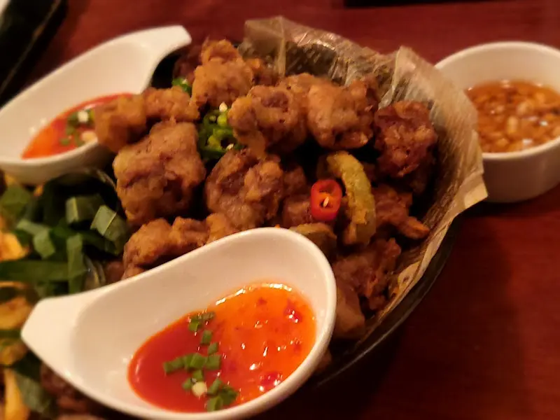 매콤한 양념이 돋보이는 돼지갈비찜