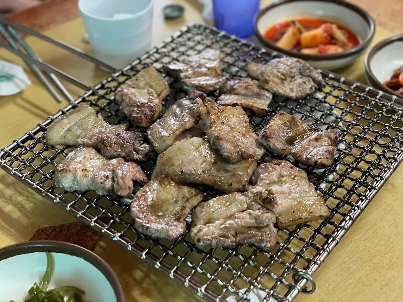부흥식당 전경