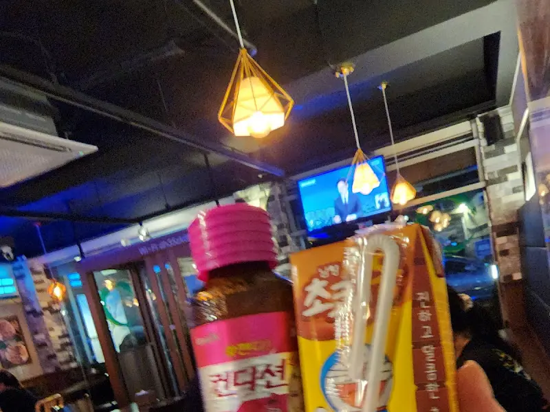 소시지하우스 내부