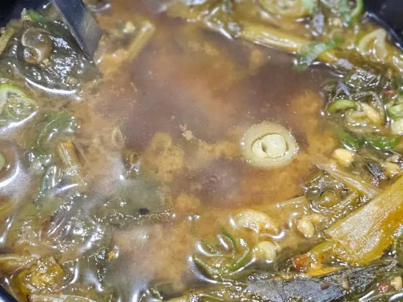 깊고 시원한 시래기 된장국