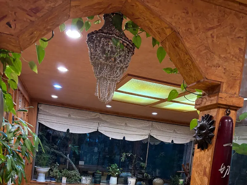 식당 내부 인테리어