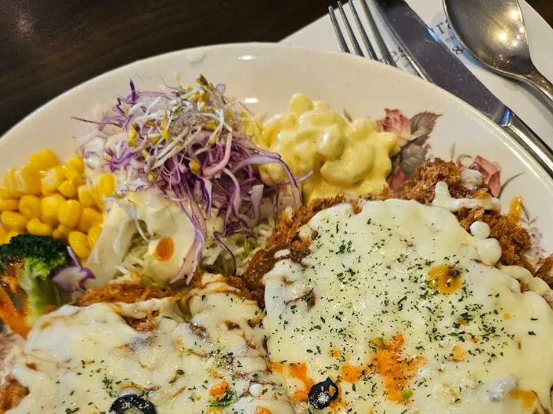 치즈돈가스 근접샷