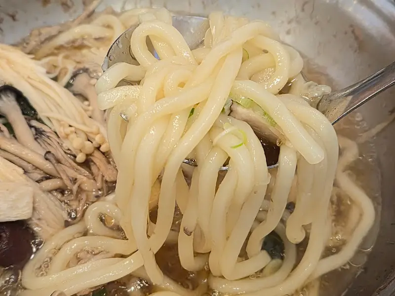 탱글탱글한 우동 면발