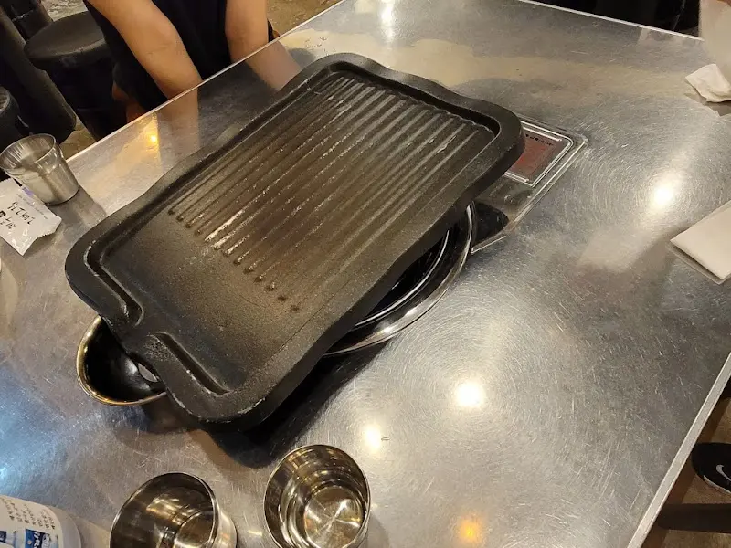 흑돼지 구이와 멜젓