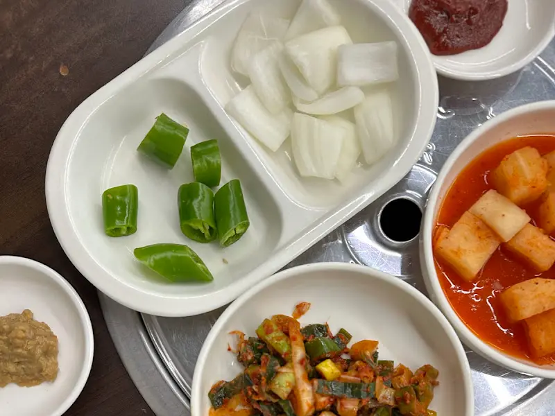 오문창순대국밥 기본반찬