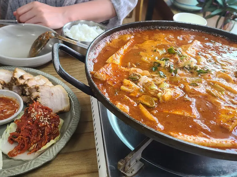 두부보쌈정식