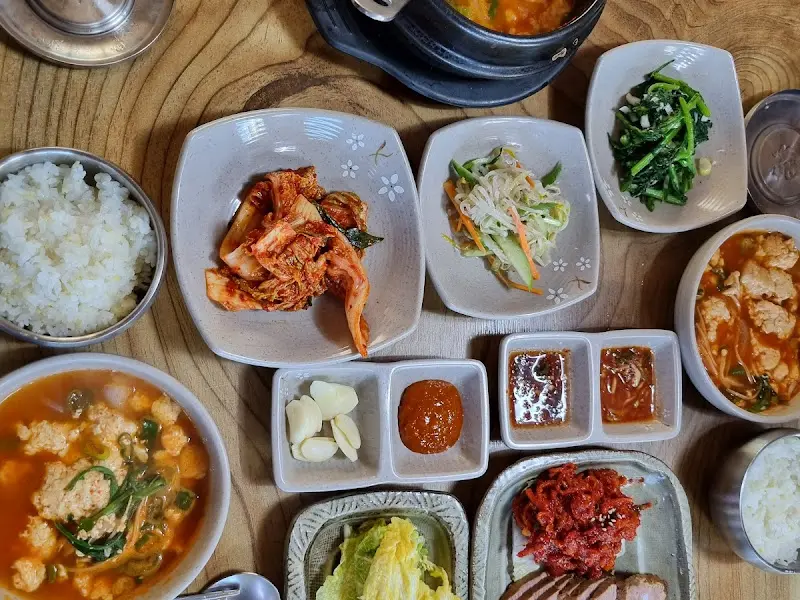 두부정식 한 상 차림