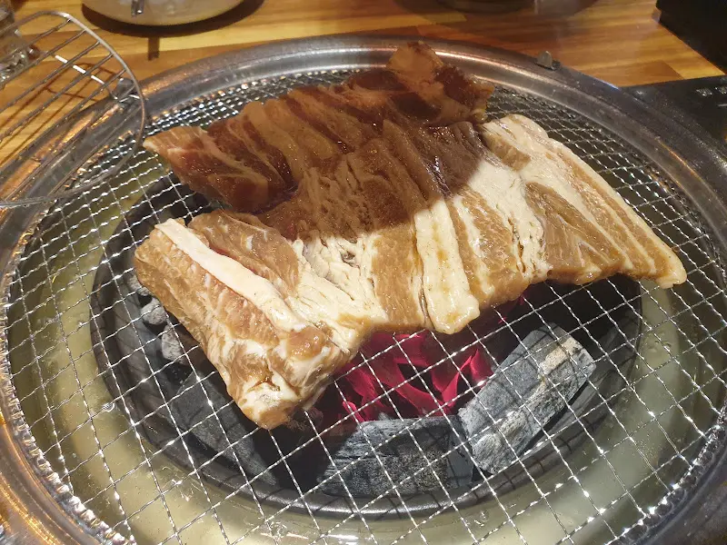 신비한돈 숯불 구이