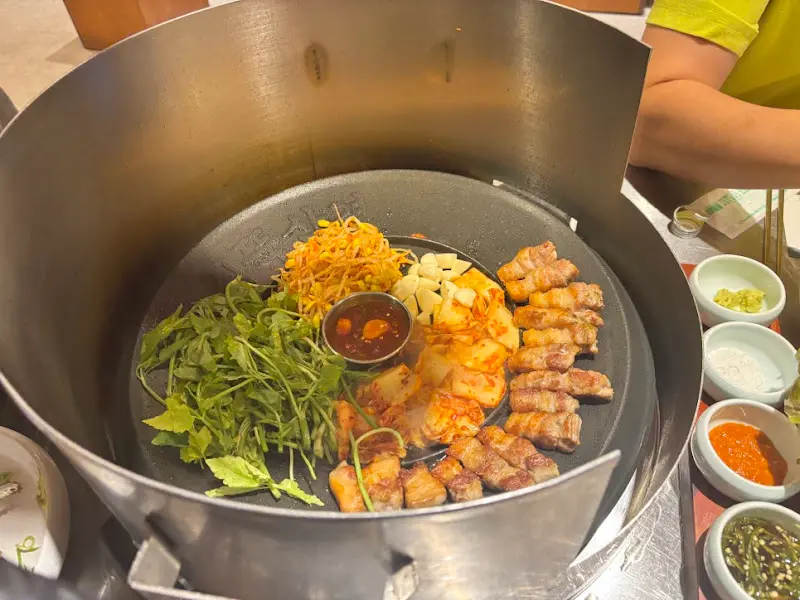 무쇠뚝삼겹 솥뚜껑