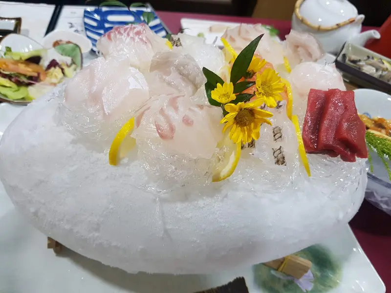 싱싱한 모듬회 한상차림