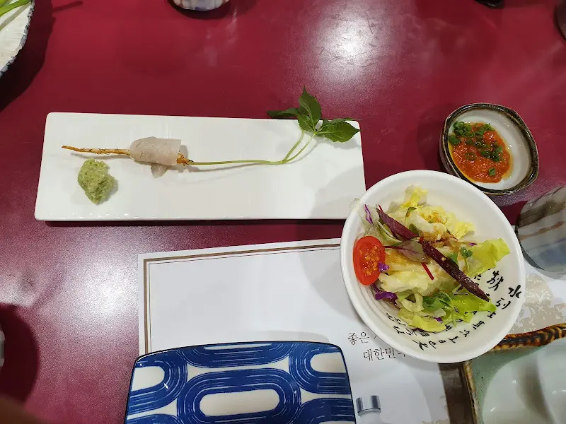 정갈한 곁들임 요리