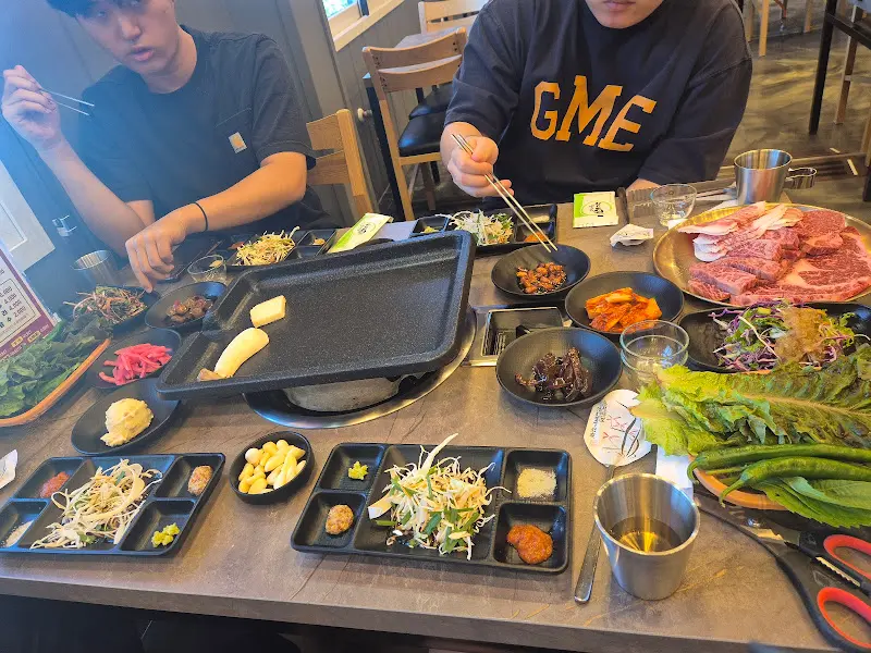 사가네 식사 풍경