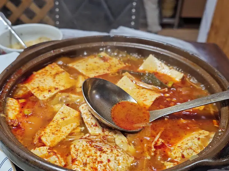 두부짜글이 확대샷