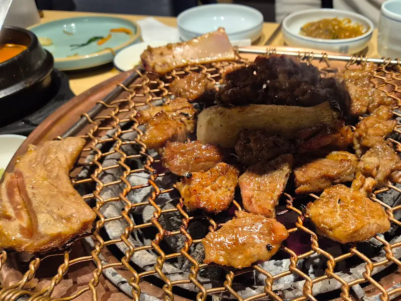맛있게 익은 갈비