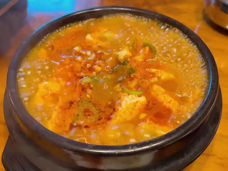 보글보글 얼큰순두부찌개