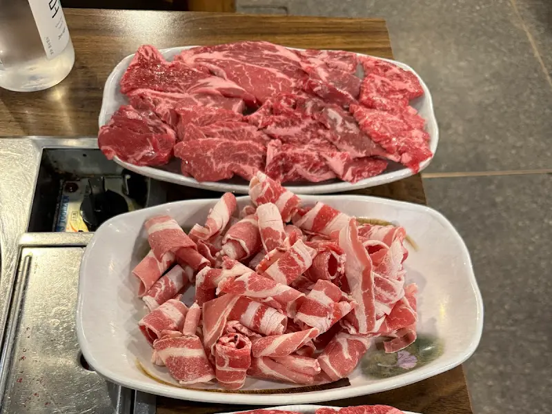 푸짐하게 담겨 나온 소 한 마리