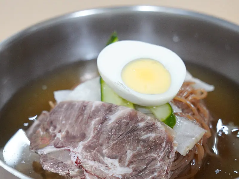 유진식당 평양냉면 고명