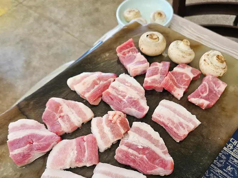 삼겹살과 버섯