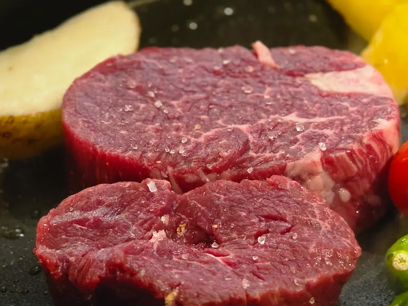 구워지기만을 기다리는 한우 안심