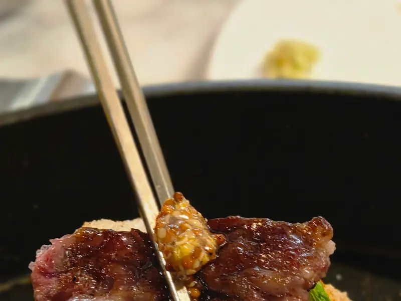 직원분이 구워주는 한우