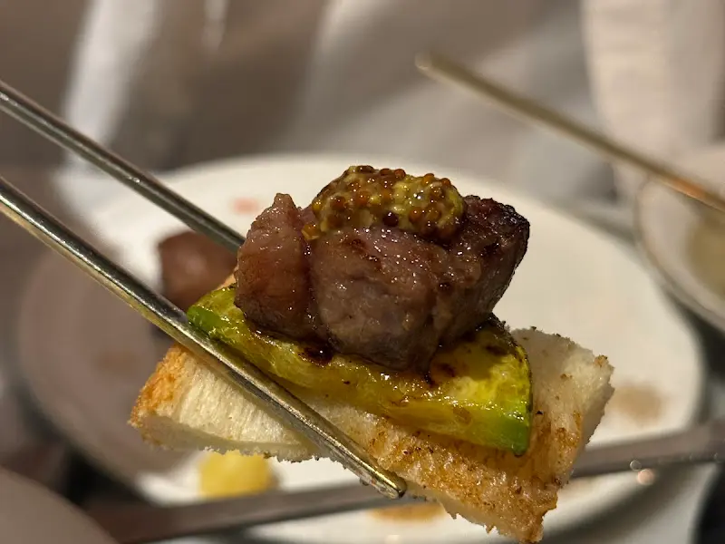 브루스게타 스타일로 즐기는 한우