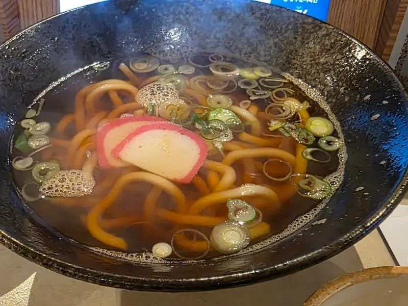 뜨끈하고 맑은 간사이 우동