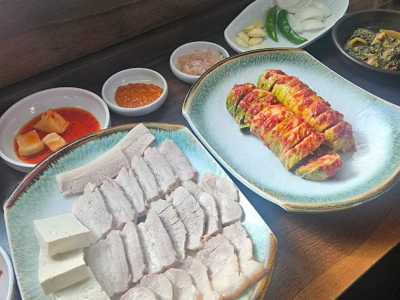 환상적인 비주얼의 김치말이 보쌈