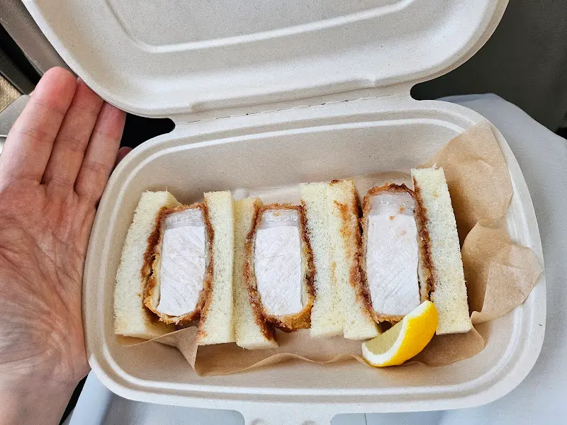 돈카츠 샌드의 아름다운 단면