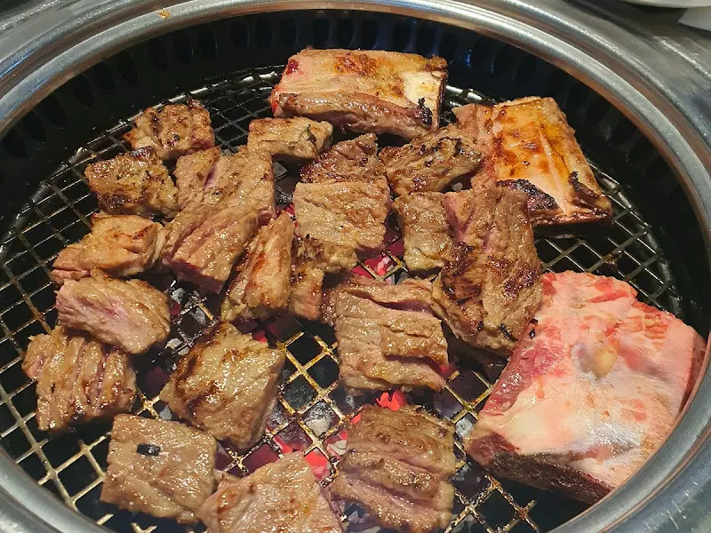 먹기 좋게 잘린 LA갈비
