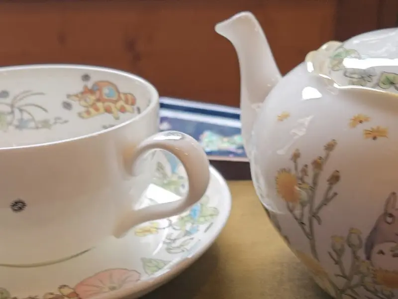 찻잔과 찻주전자