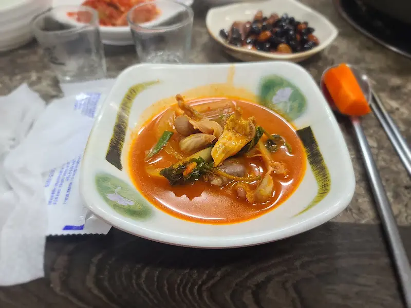 닭내장탕 한 그릇