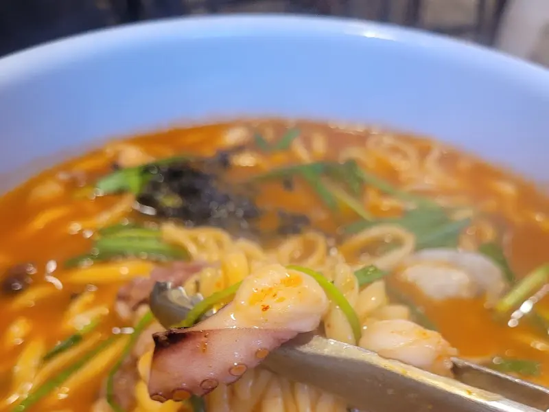 다선칼국수 칼낙지 면발