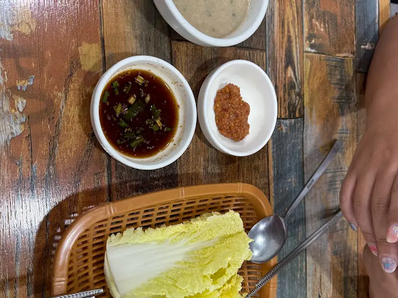 보리밥과 함께 나온 밑반찬들