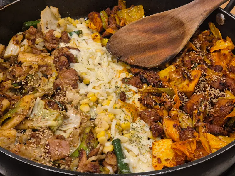 유가네닭갈비 동대문점 닭갈비