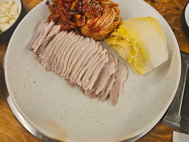 푸짐한 보쌈 한 상