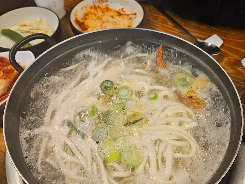 해물칼국수