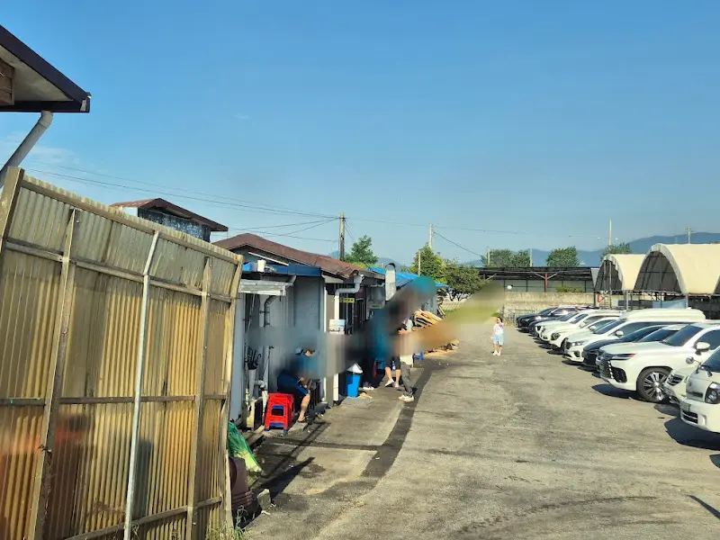 식당 외부 대기 모습