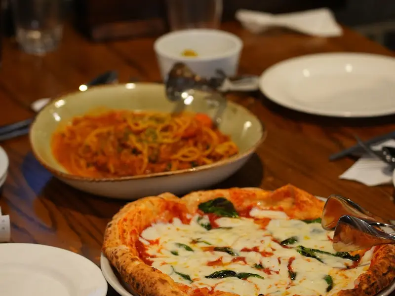 마르게리타 피자와 파스타