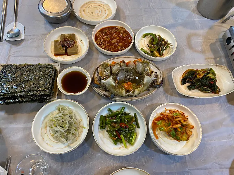 간장게장 한 상 차림