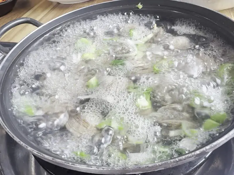 끓고 있는 물총탕