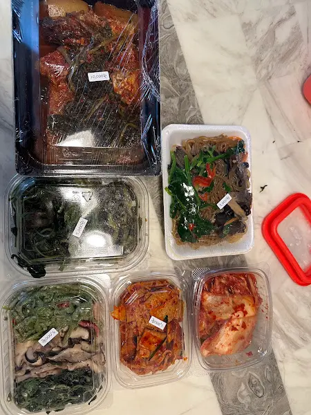 윤기가 흐르는 깻잎 장아찌