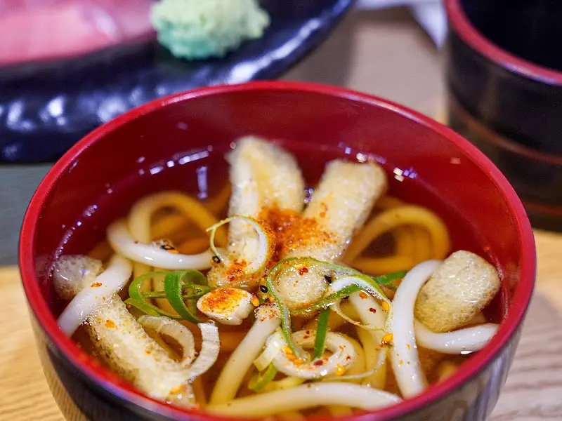 사장님의 따뜻한 마음이 담긴 우동