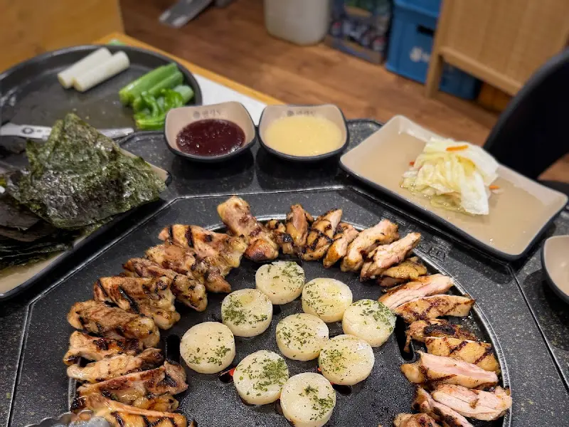 닭갈비 한 상 차림