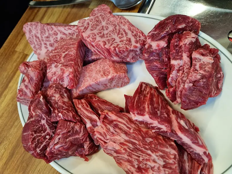 윤기가 흐르는 한우 모듬