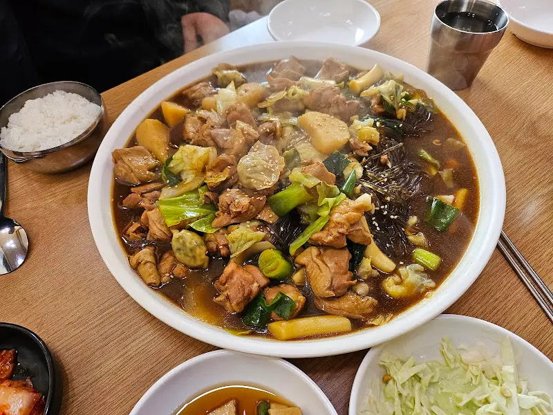 푸짐한 순살 찜닭