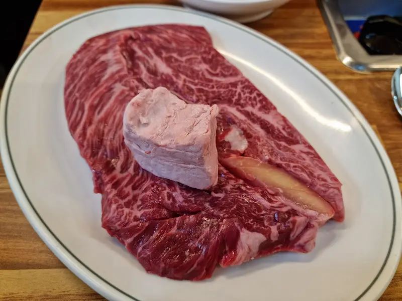 환상적인 마블링의 꽃등심